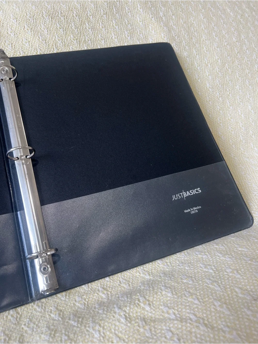 Black 1-Inch 3-Ring Binder – Just Basics